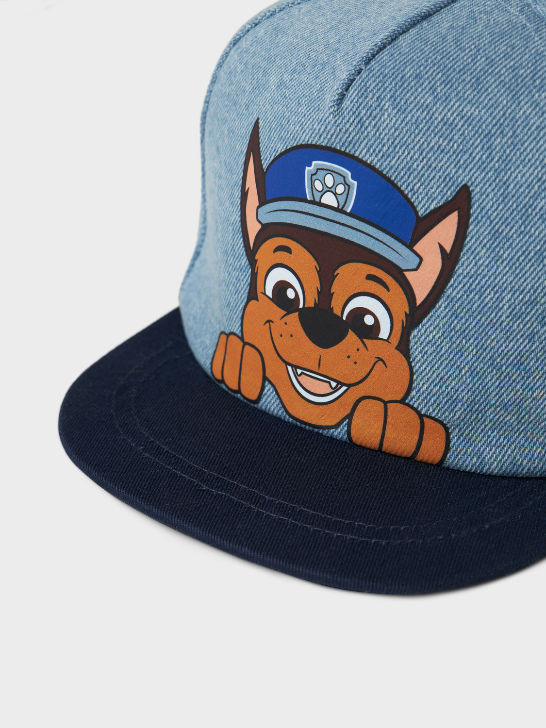 model_shot-front_full